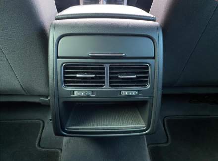 Volkswagen - Touareg