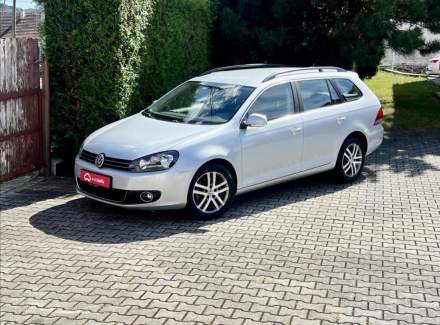 Volkswagen - Golf