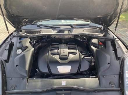 Porsche - Cayenne