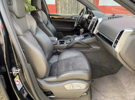 Porsche - Cayenne