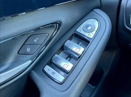 Mercedes-Benz - C-class