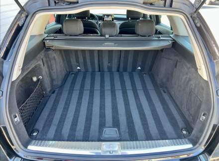 Mercedes-Benz - C-class