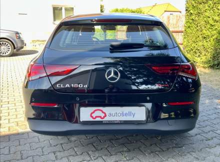 Mercedes-Benz - CLA