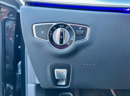 Mercedes-Benz - E-class