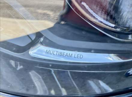 Mercedes-Benz - E-class