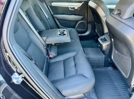 Volvo - V90