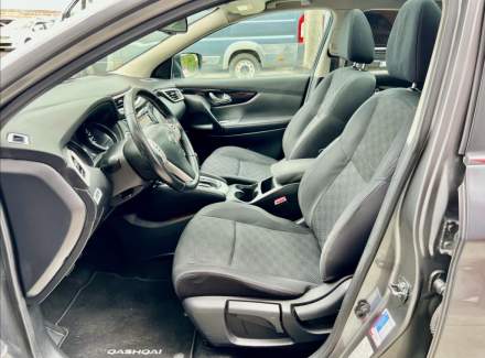 Nissan - Qashqai