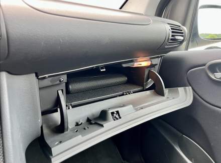 Mercedes-Benz - Vaneo