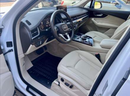 Audi - Q7
