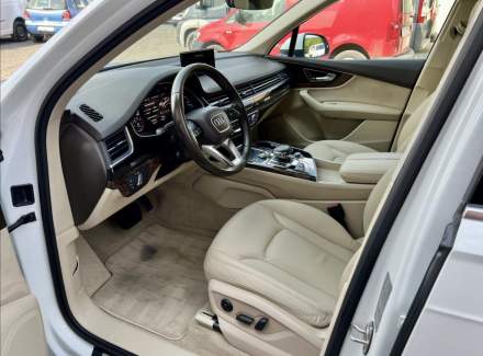 Audi - Q7