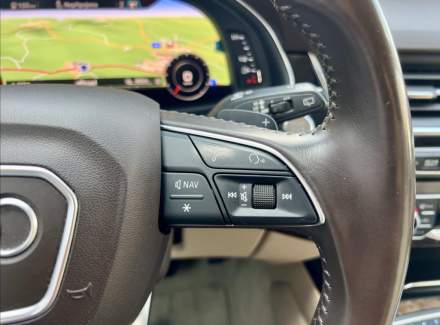 Audi - Q7