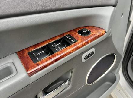 Jeep - Grand Cherokee