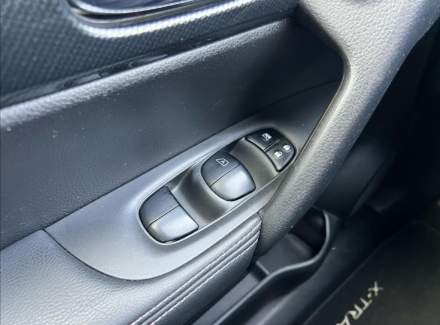 Nissan - X-Trail