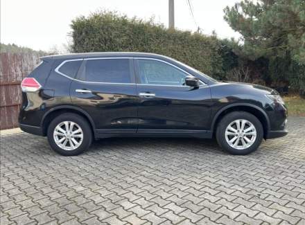 Nissan - X-Trail