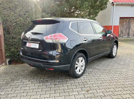 Nissan - X-Trail