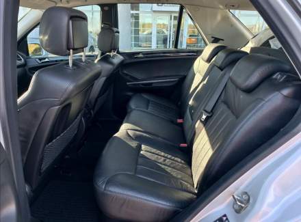 Mercedes-Benz - M-class