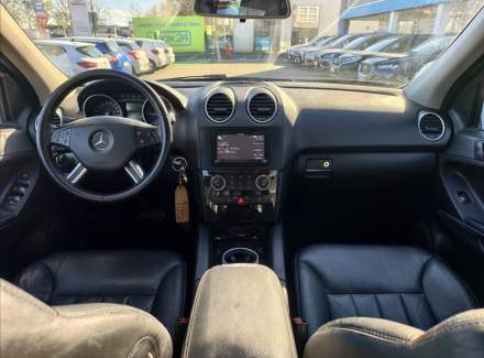 Mercedes-Benz - M-class