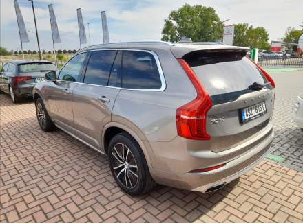 Volvo - XC90