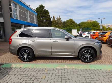 Volvo - XC90