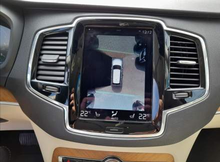 Volvo - XC90