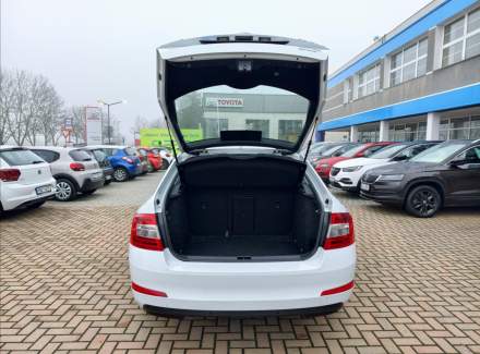 Škoda - Octavia