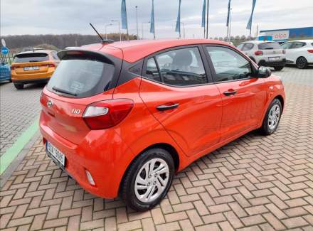 Hyundai - i10