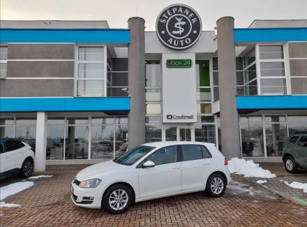 Volkswagen - Golf