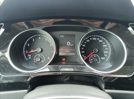 Volkswagen - Touran