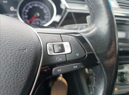 Volkswagen - Touran