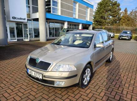 Škoda - Octavia
