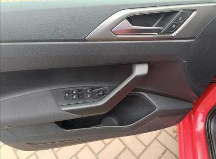 Volkswagen - Polo
