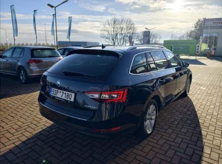 Škoda - Superb