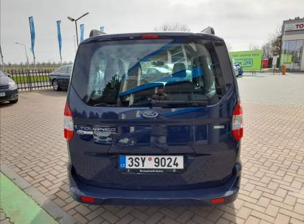 Ford - Tourneo Courier
