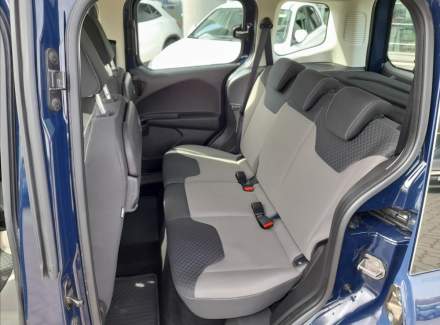Ford - Tourneo Courier