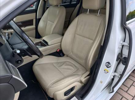 Jaguar - XF