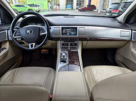 Jaguar - XF