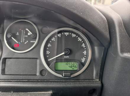 Land Rover - Defender