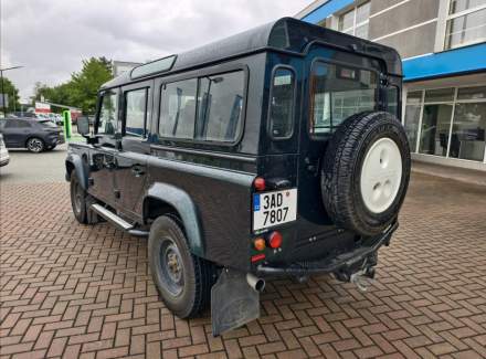 Land Rover - Defender
