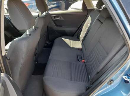Toyota - Auris