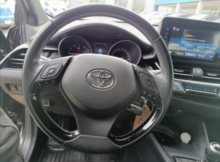 Toyota - C-HR