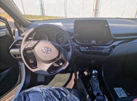 Toyota - C-HR