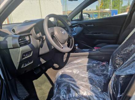 Toyota - C-HR