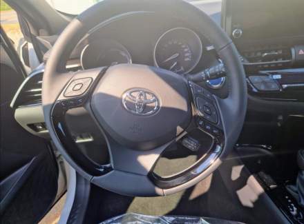 Toyota - C-HR
