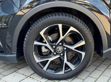 Toyota - C-HR