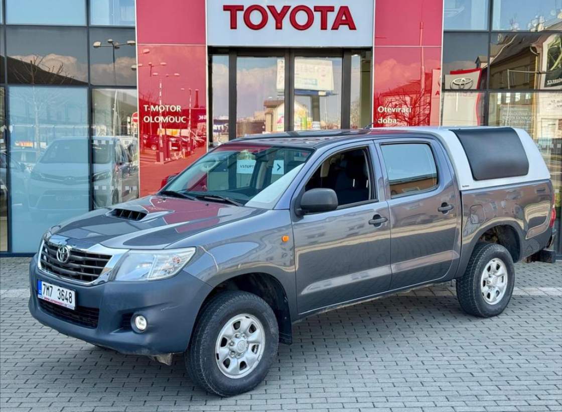 Toyota - Hilux