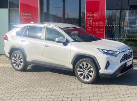 Toyota - RAV 4