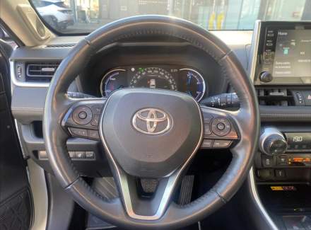 Toyota - RAV 4