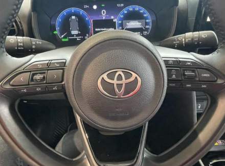 Toyota - Yaris Cross