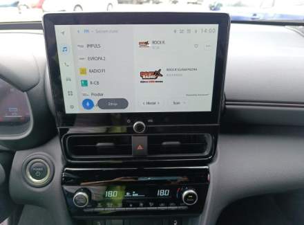 Toyota - Yaris Cross