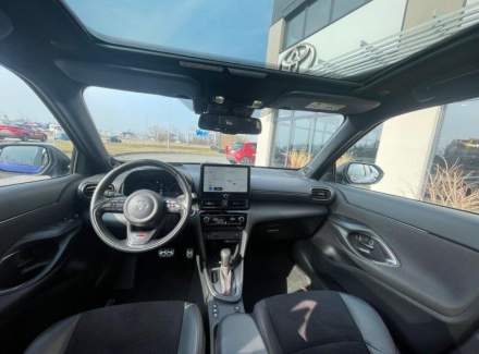 Toyota - Yaris Cross